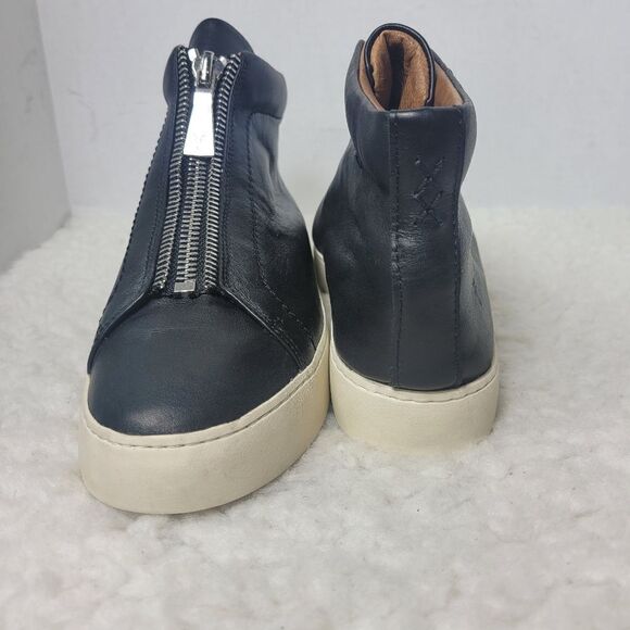 Frye Lena Women's Size 9 Black Leather High Top Black Leather Zipper Accent - Picture 7 of 10
